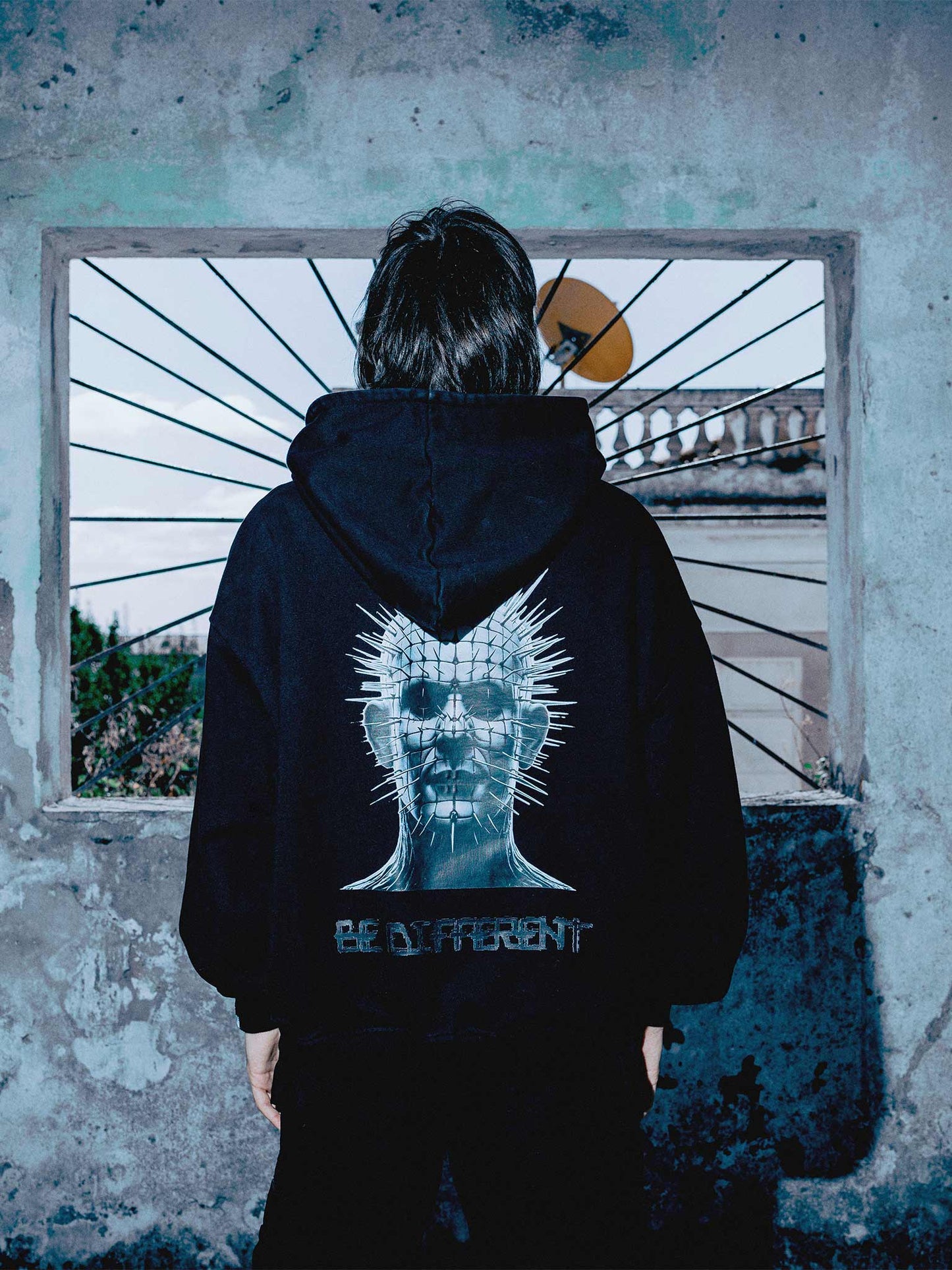 CRUSHER HOODIE